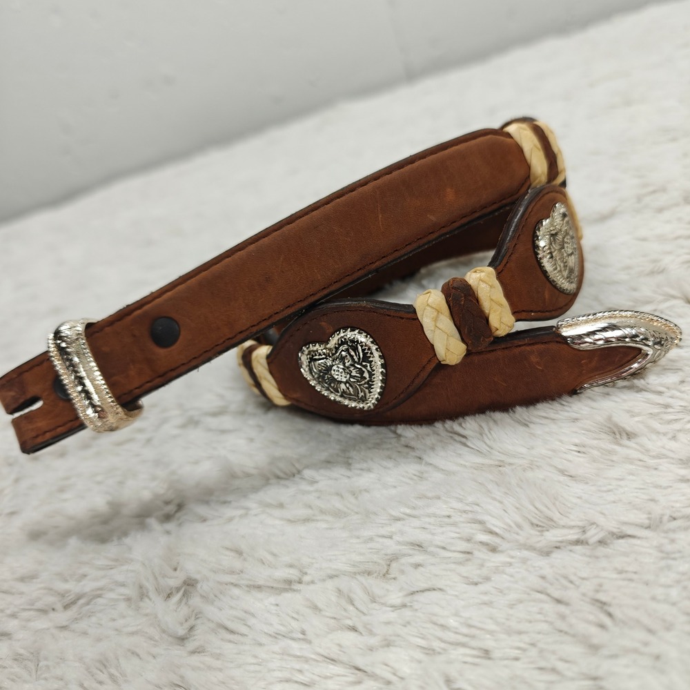 VTG Brown Leather Western‎ Belt Silver Heart Cochos Romantic Cottagecore Boho 28